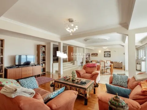 Sale, three bedroom apartment, 244m², Herceg Novi, Crna Gora - image 9