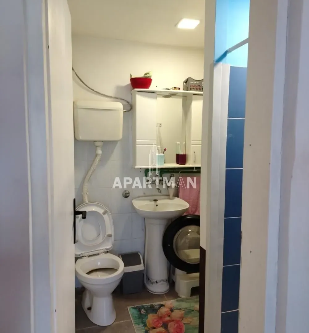 Prodaja, kuća, 371m², Jakovo, Surčin