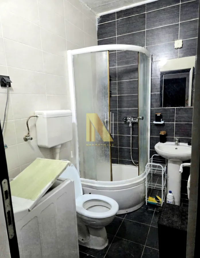 Izdavanje, jednosoban stan, 43m², Nova Detelinara, Novi Sad Sve Podlokacije