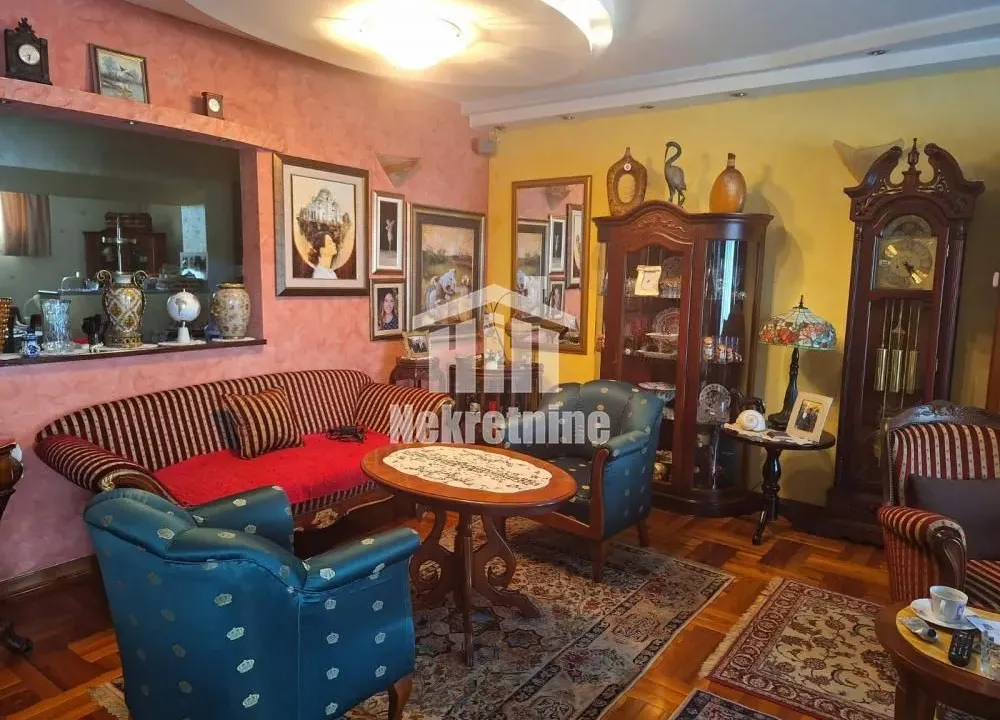 Prodaja, kuća, 266m², Lekino Brdo, Voždovac Sve Podlokacije