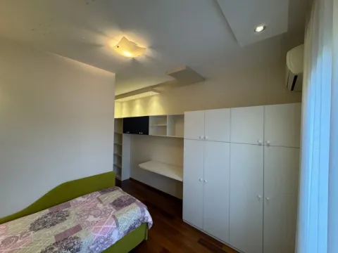 Prodaja, dvosoban stan, 74m², Centar, Podgorica - image 3