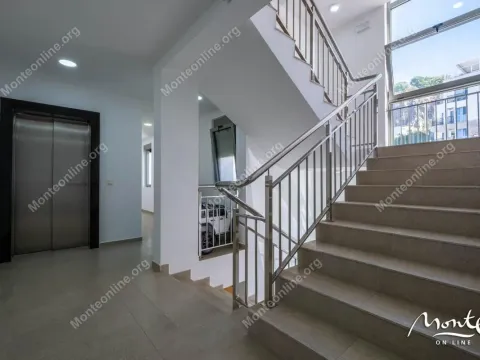 Prodaja, dvosoban stan, 87m², Tivat, Crna Gora - image 24