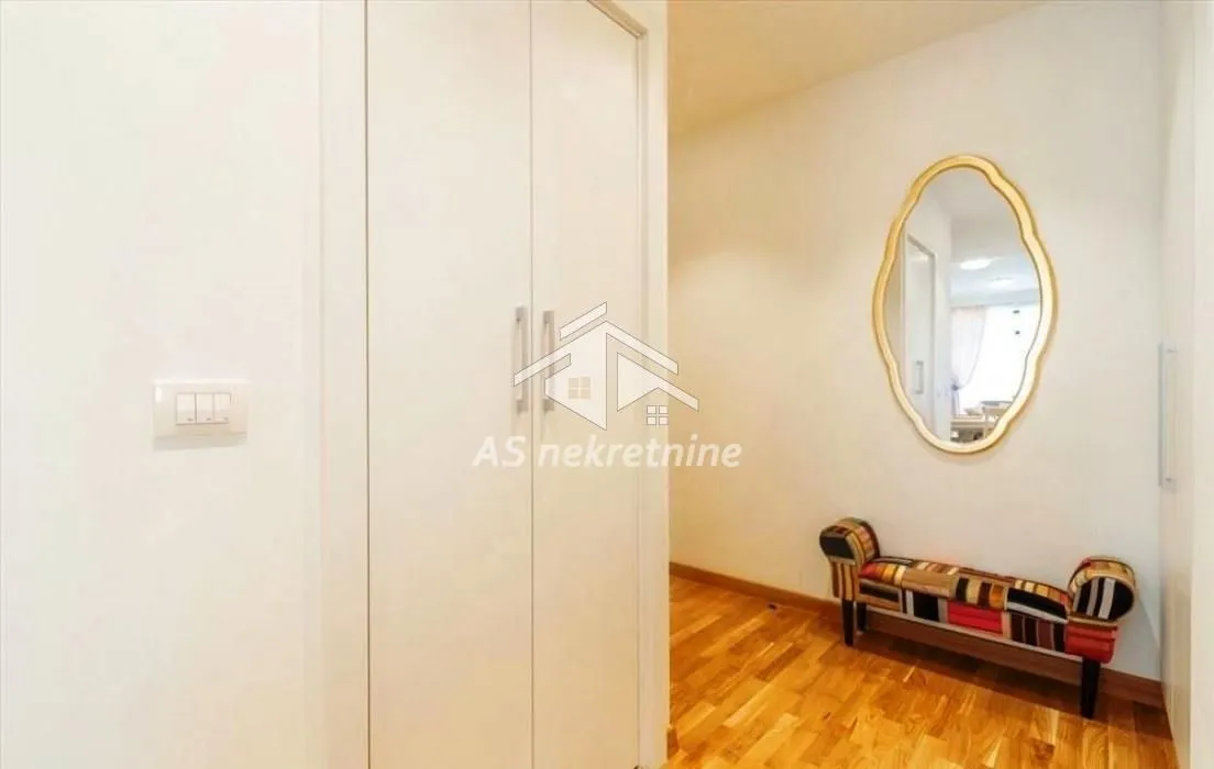Rent, three bedroom apartment, 86m², Savski Venac, Beograd