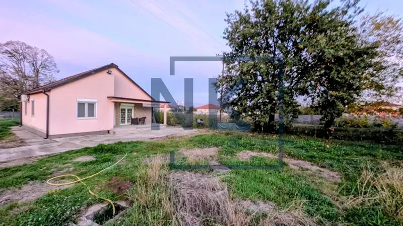 Izdavanje, kuća, 100m², Beri, Podgorica