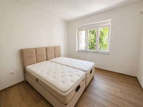 Rent, two bedroom apartment, 68m², Centar, Podgorica - image 9
