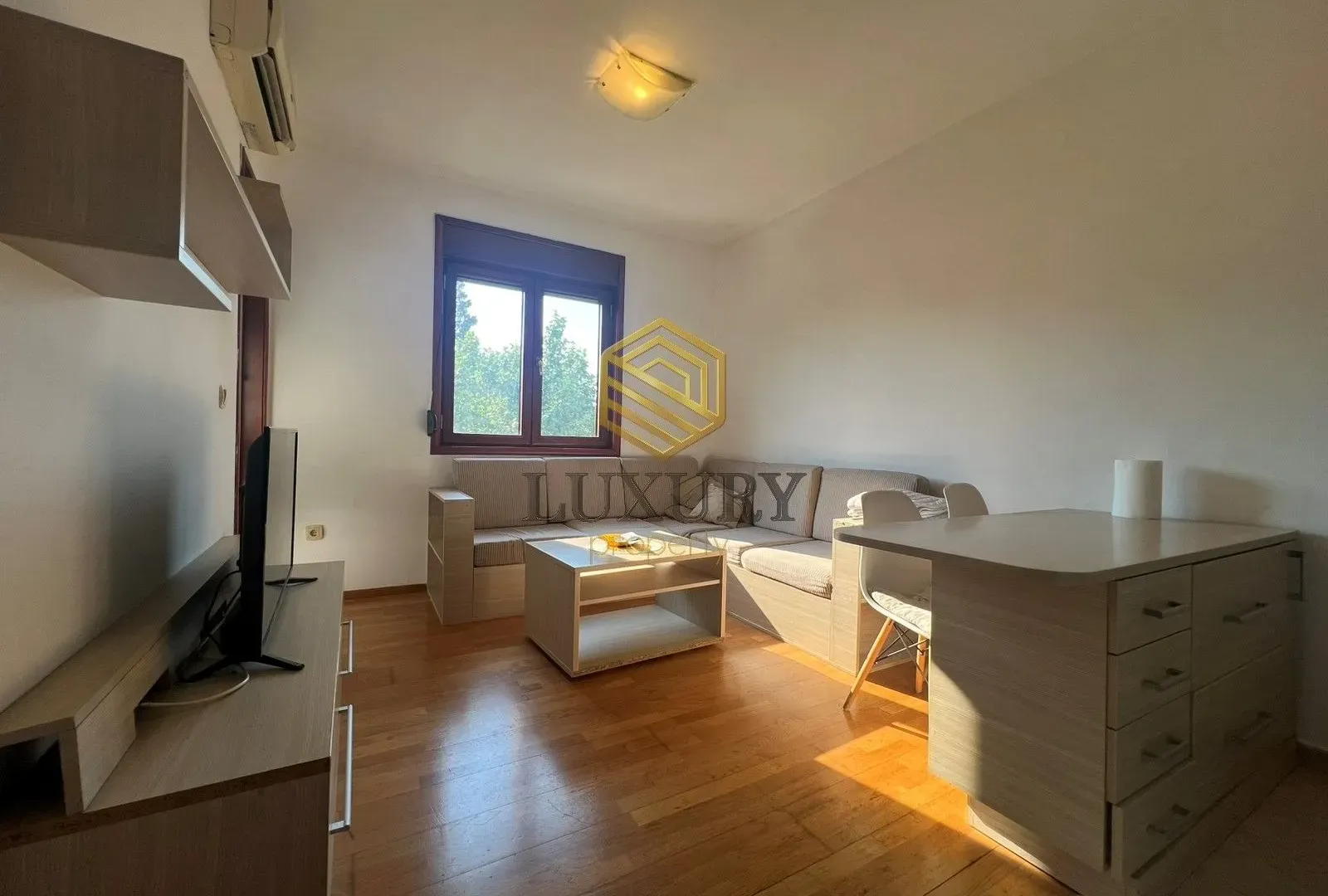 Rent, one bedroom apartment, 38m², Pobrežje, Podgorica