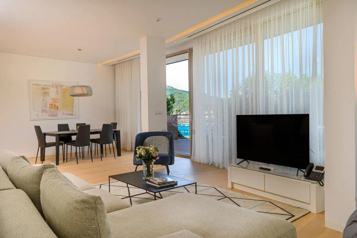 Sale, three bedroom apartment, 171m², Budva, Crna Gora