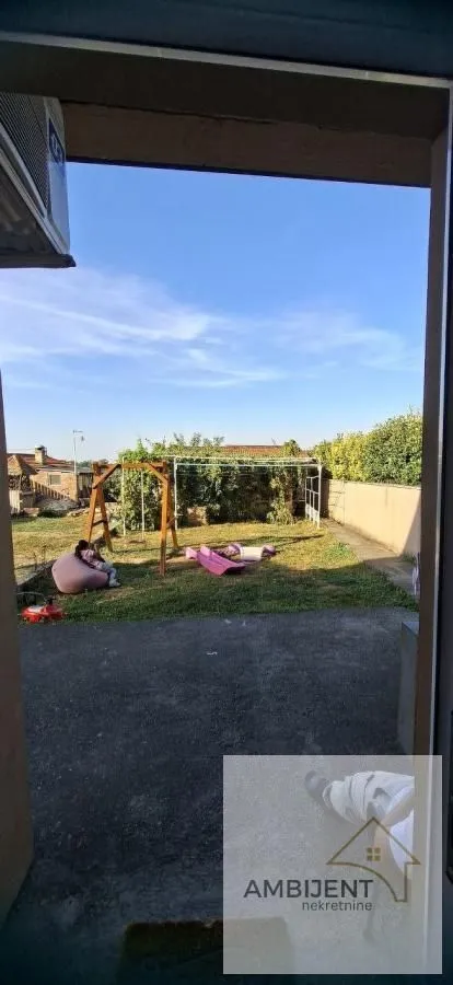Prodaja, trosoban stan, 55m², Zemun Sve Podlokacije, Beograd