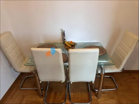 Rent, two bedroom apartment, 60m², Savski Venac, Beograd - image 4