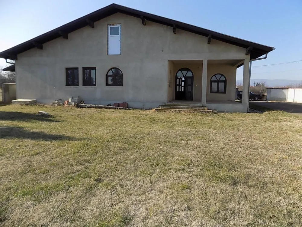 Rent, office space, 400m², Donje Vidovo, Paraćin