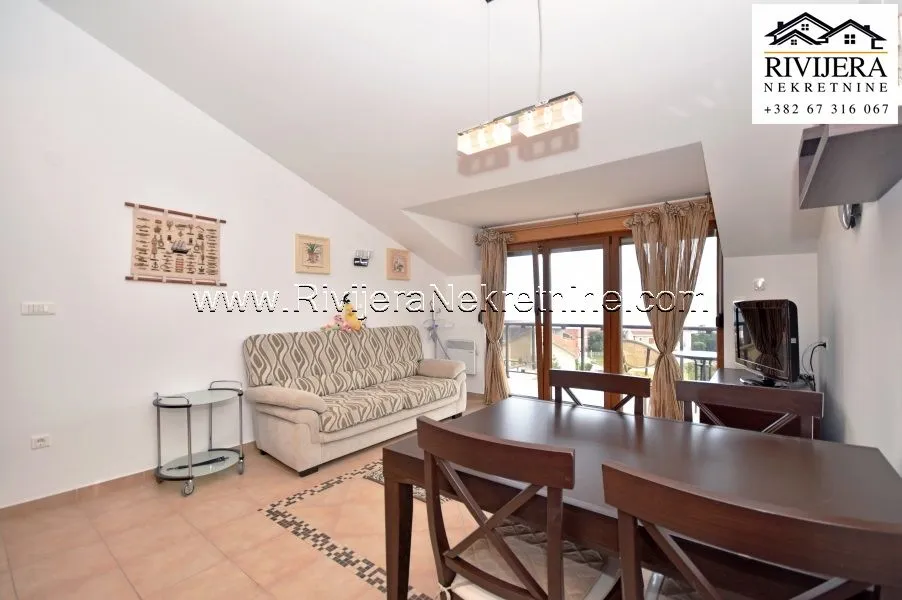 Prodaja, trosoban stan, 102m², Bijela, Herceg Novi