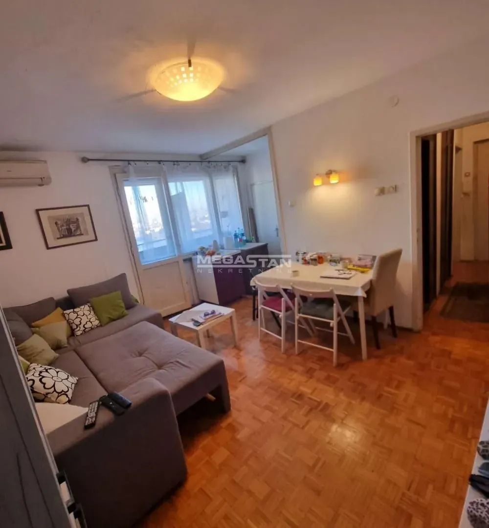 Izdavanje, dvosoban stan, 53m², Savski Venac, Beograd