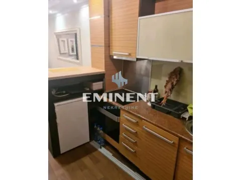 Rent, two bedroom apartment, 50m², Vračar Hram, Vračar Sve Podlokacije - image 4