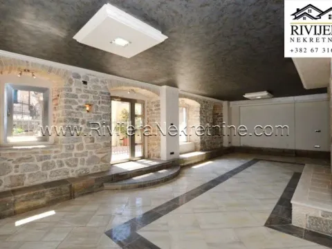 Prodaja, poslovni prostor, 102m², Centar, Herceg Novi - image 9