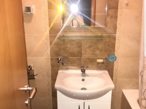 Prodaja, jednosoban stan, 40m², Stari Aerodrom, Podgorica - image 7