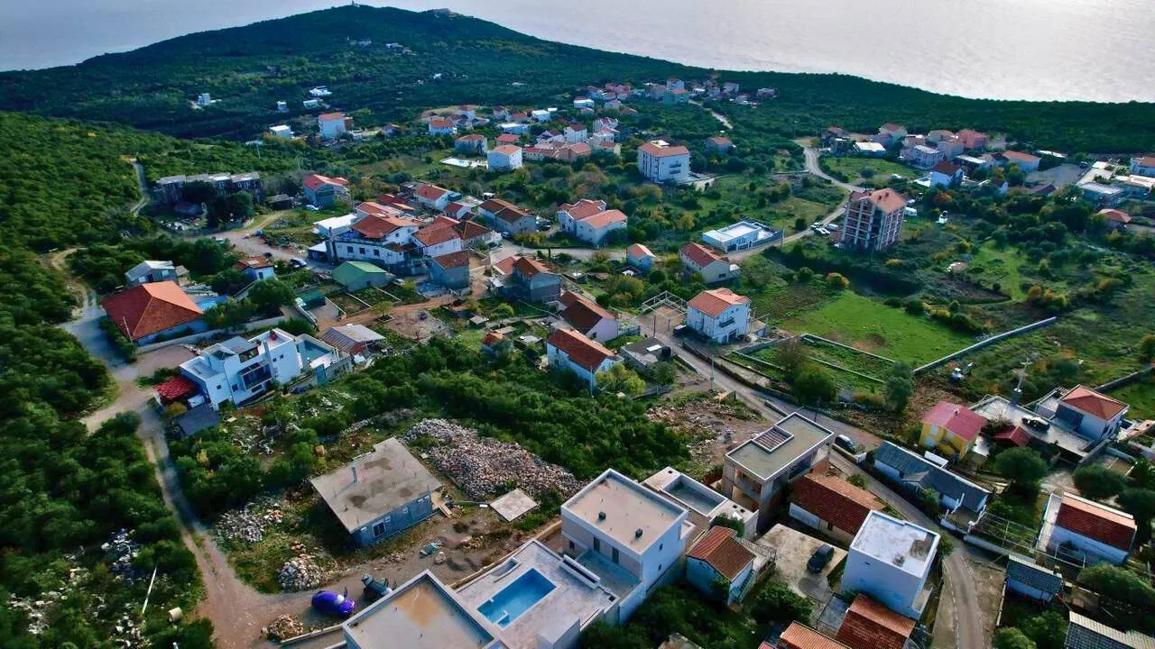 Sale, house, 250m², Krimovica, Kotor