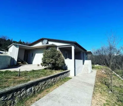 Izdavanje, kuća, 130m², Malo Brdo, Podgorica - image 3