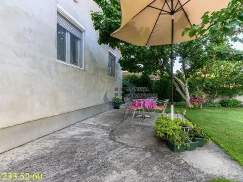 Sale, house, 247m², Palilula Sve Podlokacije, Beograd - image 25