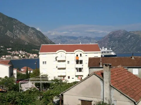 Sale, house, 68m², Dobrota, Kotor