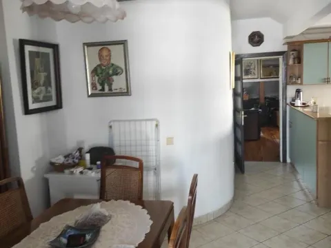 Sale, three bedroom apartment, 135m², Trošarina, Voždovac Sve Podlokacije - image 7