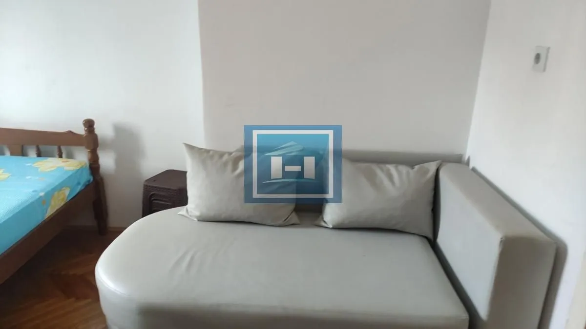 Izdavanje, dvosoban stan, 55m², Centar, Jagodina