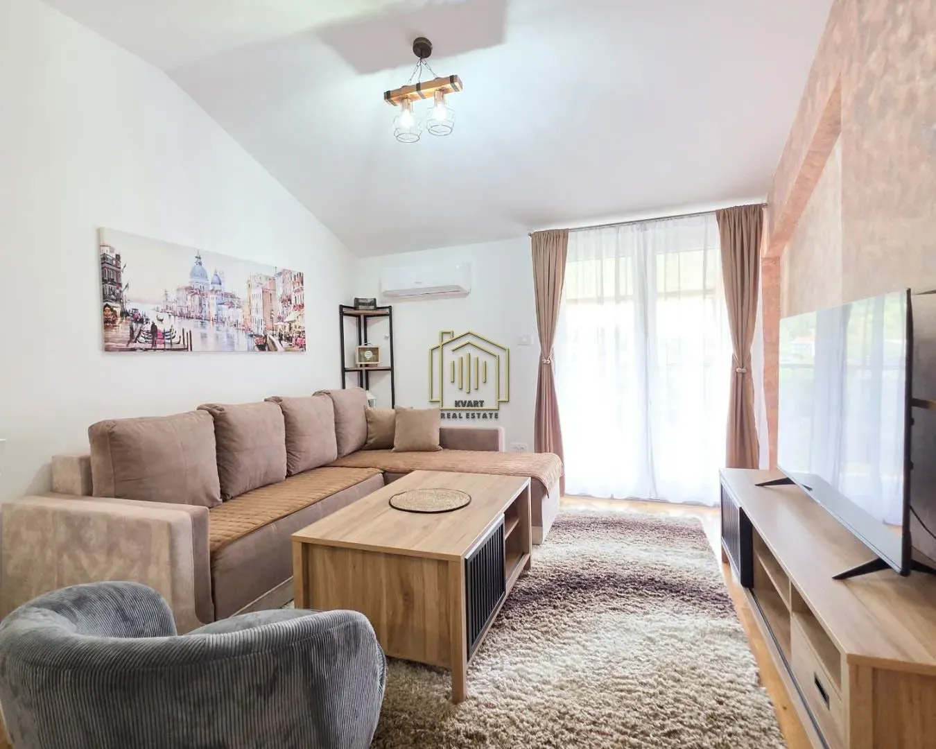Izdavanje, jednosoban stan, 42m², Zagorič, Podgorica