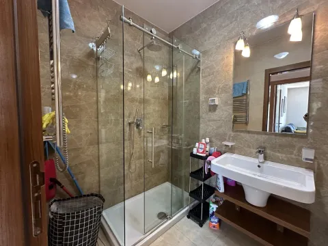 Izdavanje, dvosoban stan, 65m², Centar, Podgorica - image 6