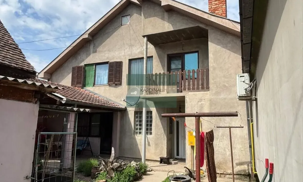 Prodaja, kuća, 190m², Sremska Mitrovica, Srbija