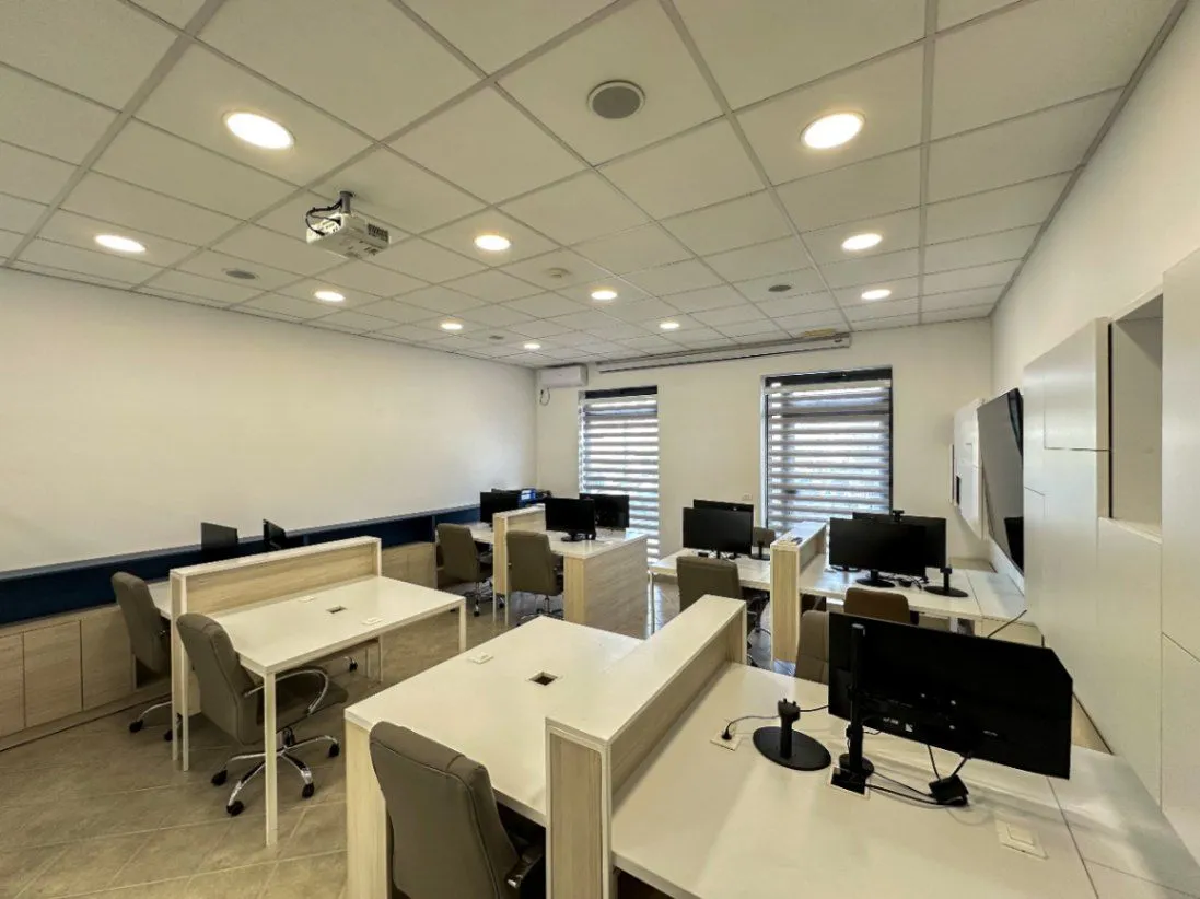 Rent, office space, 98m², Stari Aerodrom, Podgorica