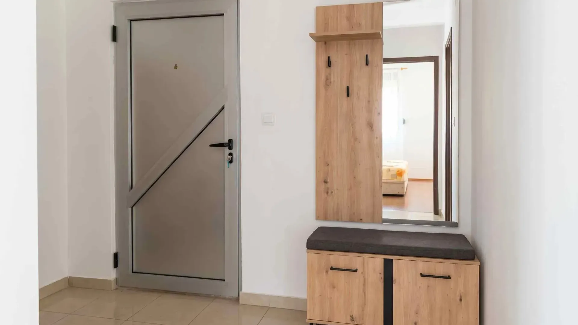 Prodaja, jednosoban stan, 48m², Bečići, Budva