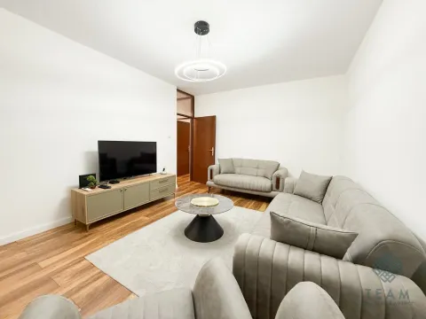 Izdavanje, trosoban stan, 95m², Tuški Put, Podgorica - image 4