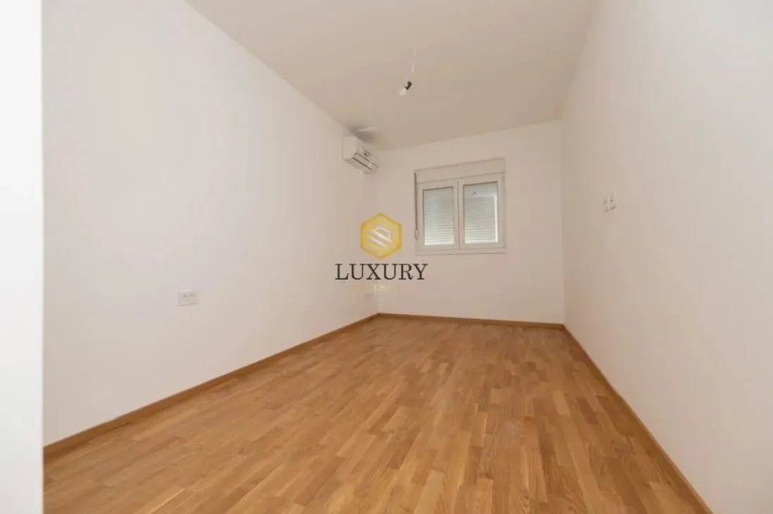 Prodaja, dvosoban stan, 65m², Stari Aerodrom, Podgorica
