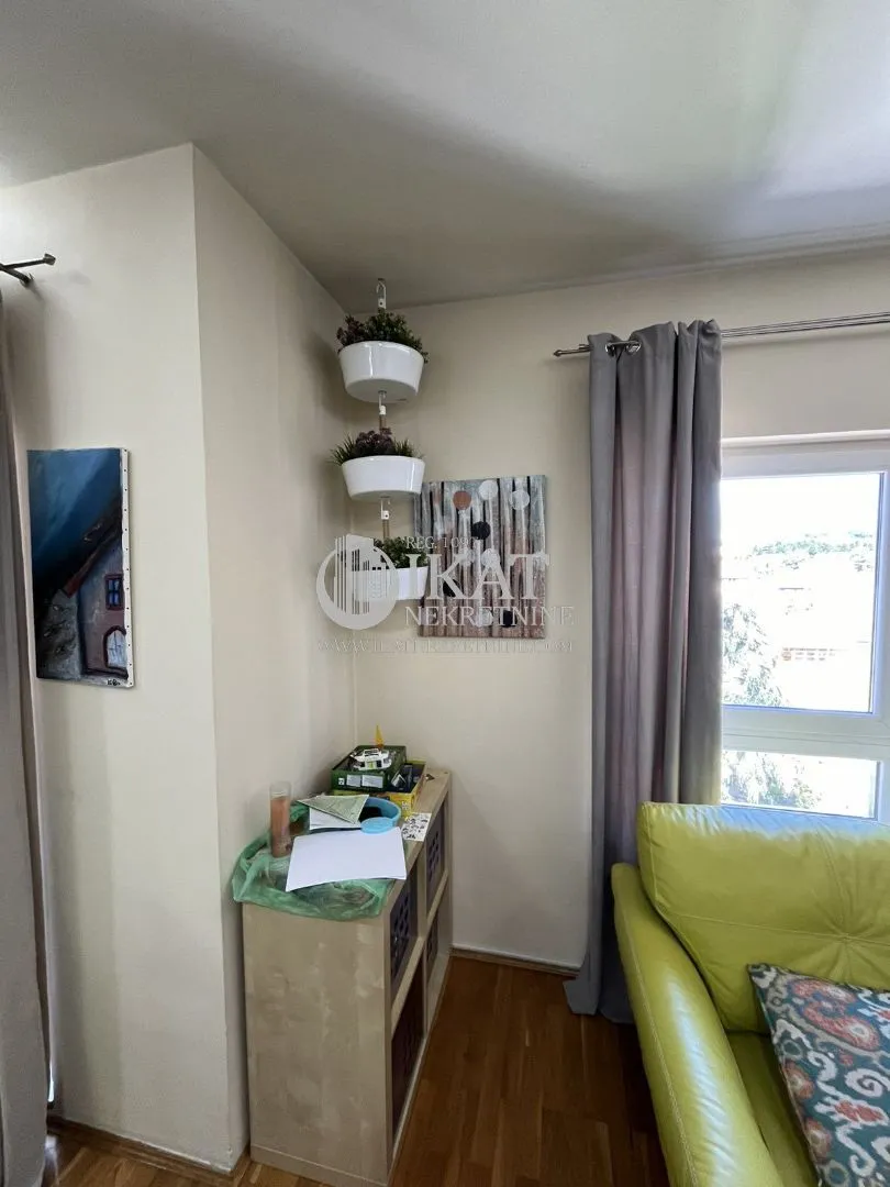 Sale, four bedroom apartment, 157m², Lion, Zvezdara Sve Podlokacije