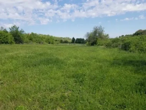 Zemljište in Beočin