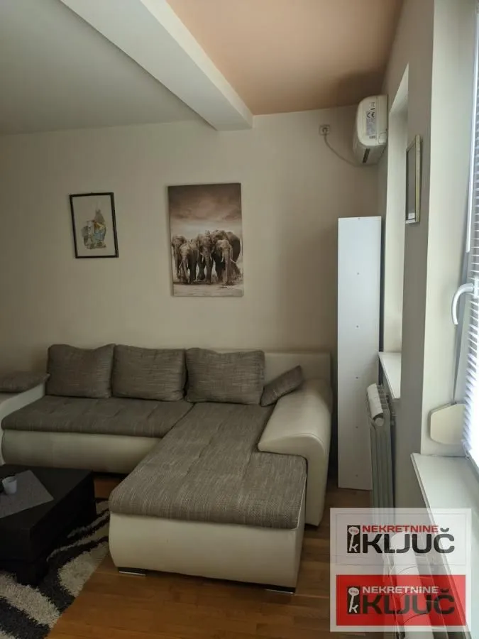 Rent, two bedroom apartment, 47m², Bulevar Oslobodjenja, Novi Sad Sve Podlokacije