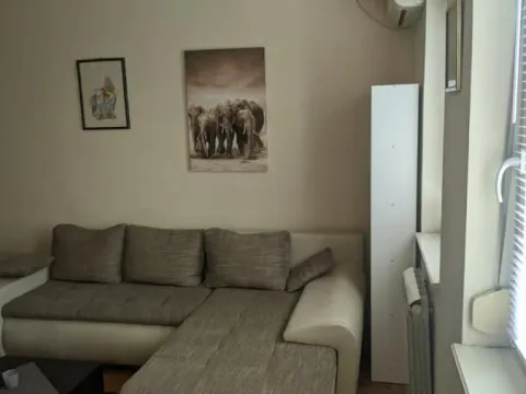 Stan in Bulevar Oslobodjenja