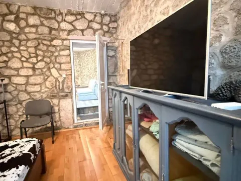 Rent, house, 110m², Dobre Vode, Bar - image 10