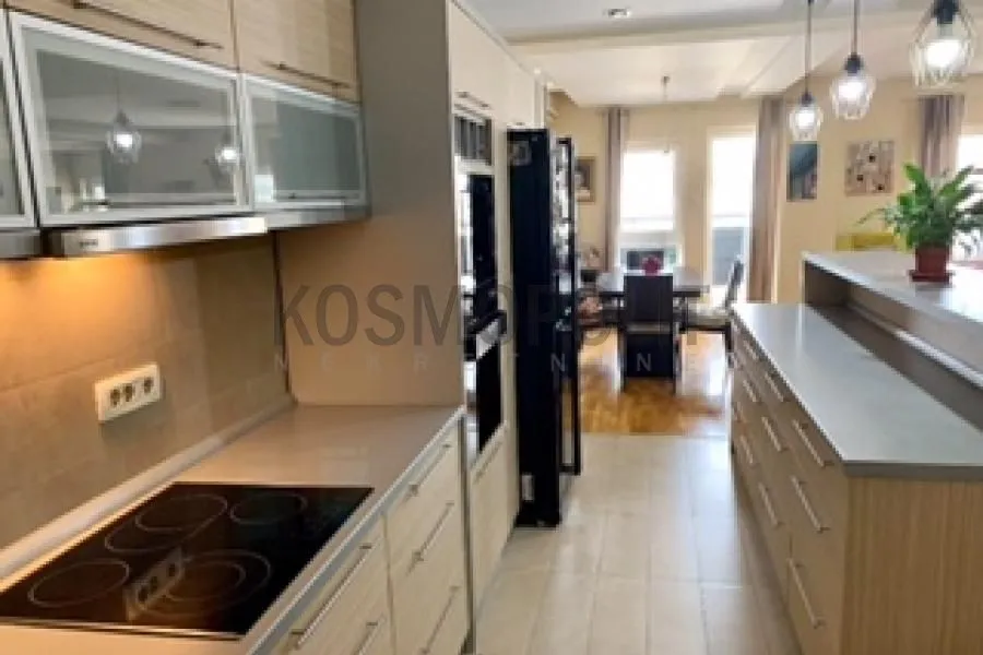 Sale, apartment, 157m², Gradska Bolnica, Zvezdara Sve Podlokacije