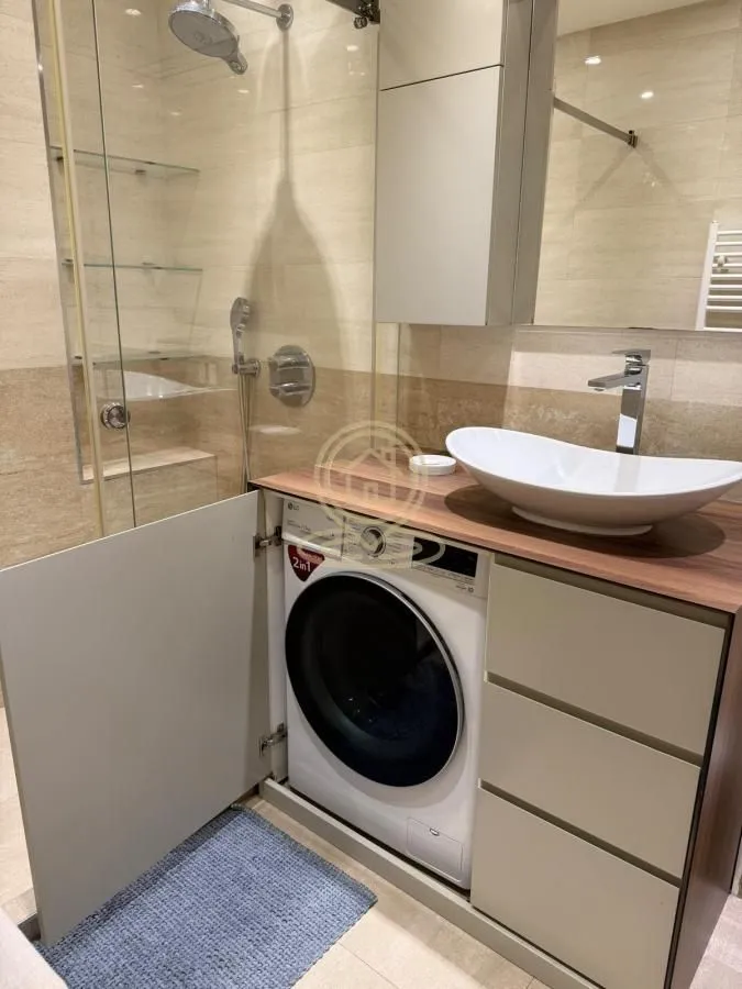 Rent, three bedroom apartment, 61m², Gundulićev Venac, Beograd