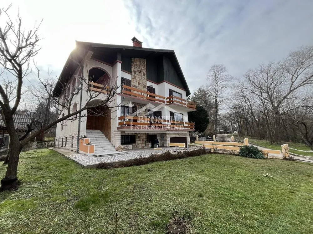 Prodaja, kuća, 564m², Centar, Smederevo
