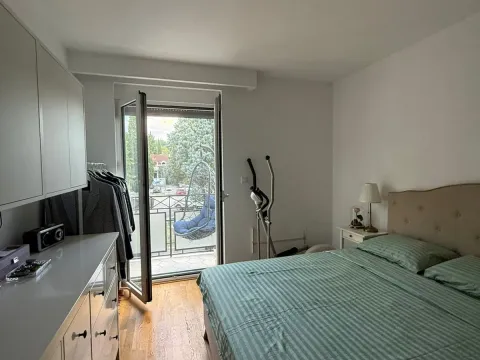 Prodaja, trosoban stan, 68m², Centar, Podgorica - image 2