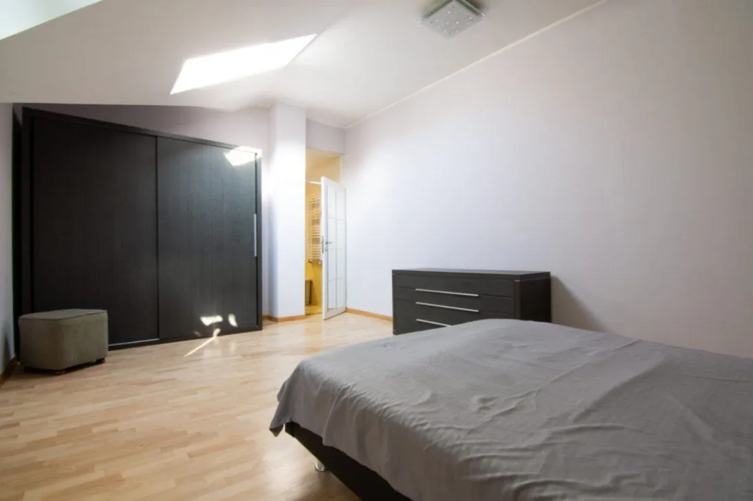 Izdavanje, kuća, 230m², Bezanijska Kosa 1, Bežanijska Kosa Sve Podlokacije