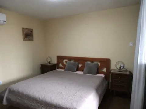 Izdavanje, dvosoban stan, 77m², Blok 5, Podgorica - image 10