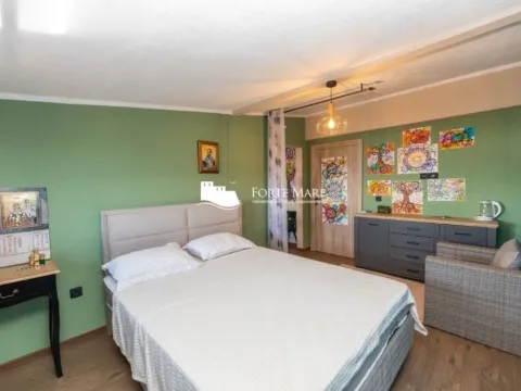 Prodaja, kuća, 356m², Herceg Novi, Crna Gora - image 10