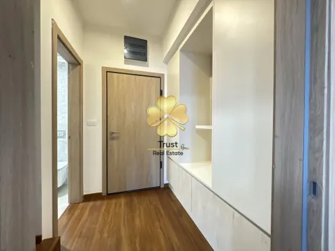 Izdavanje, četvorosoban stan, 130m², Master Kvart, Podgorica - image 4