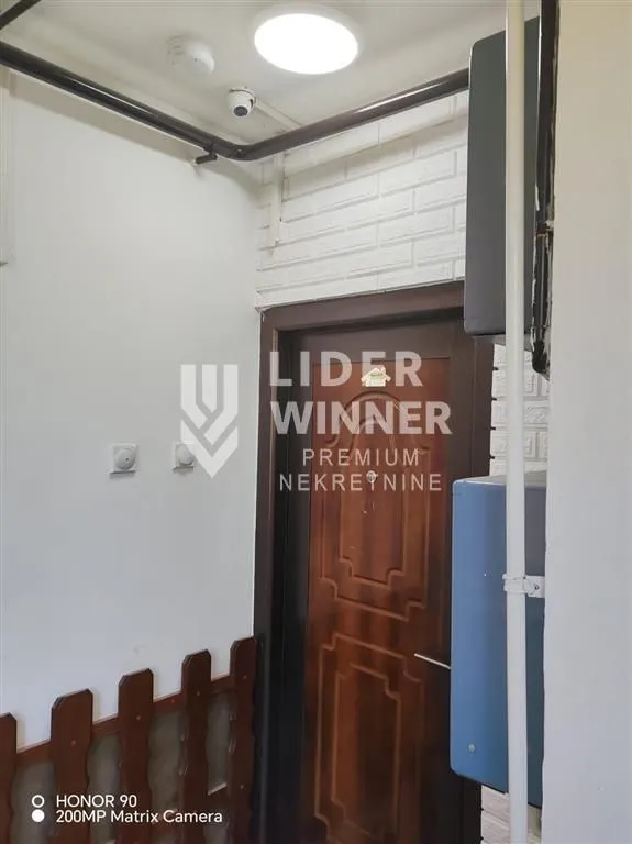 Sale, three bedroom apartment, 85m², Labudovo Brdo, Beograd