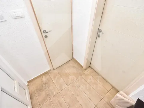 Izdavanje, garsonjera, 27m², Stari Aerodrom, Podgorica - image 5