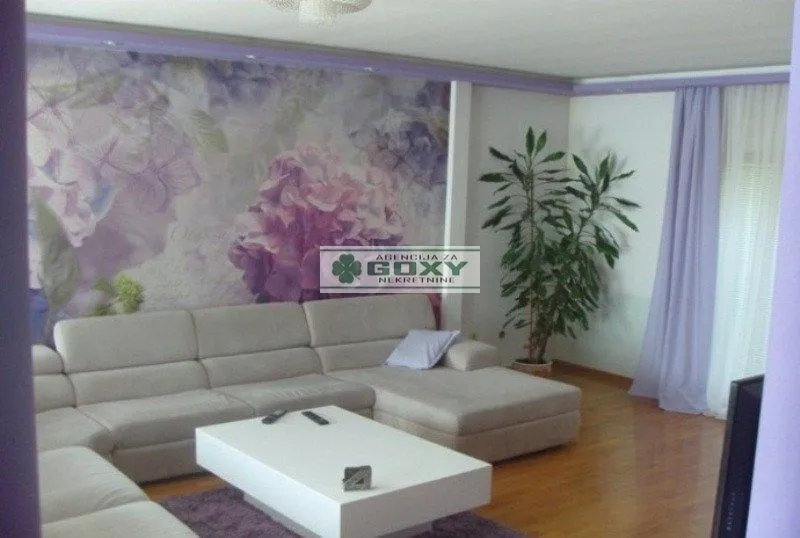 Prodaja, kuća, 650m², Altina, Beograd