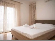 Izdavanje, kuća, 200m², Kavač, Kotor - image 6