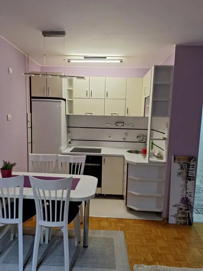 Prodaja, garsonjera, 29m², Novo naselje, Novi Sad
